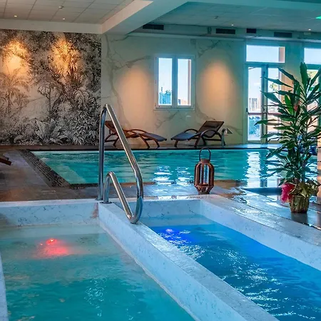 Hotel Formula Int. & Puravita Rosolina