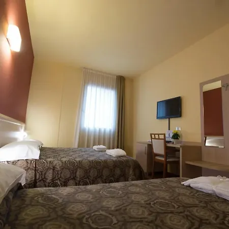 Formula Int. & Puravita Hotel 4*