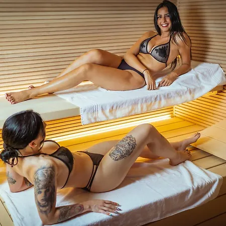 Formula Int. & Puravita Hotel 4*