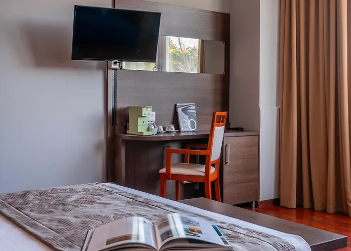 Formula Int. & Puravita 4*