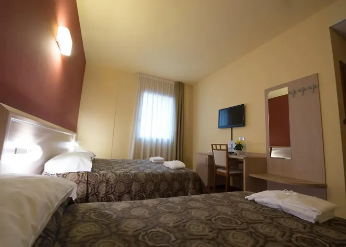Formula Int. & Puravita Hotel 4*