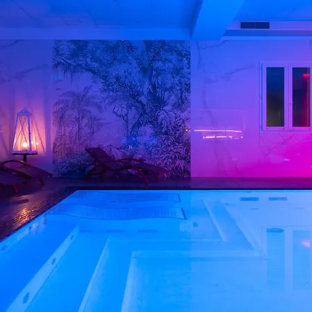 Hotel Formula Int. & Puravita 4*