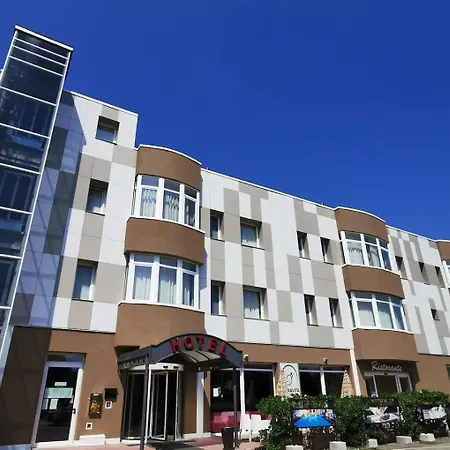 Formula Int. & Puravita Hotel