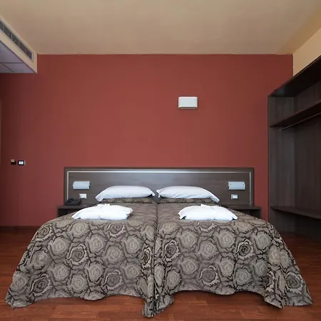 Hotel Formula Int. & Puravita Rosolina