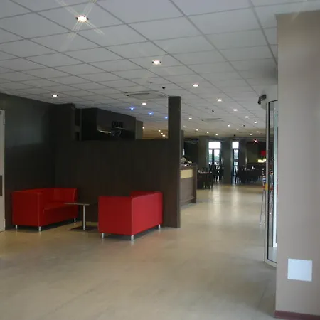 Hotel Formula Int. & Puravita 4*