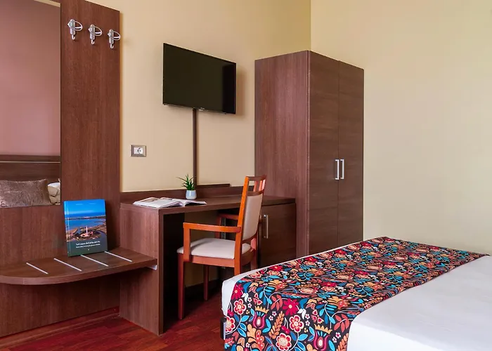 Formula Int. & Puravita Rosolina