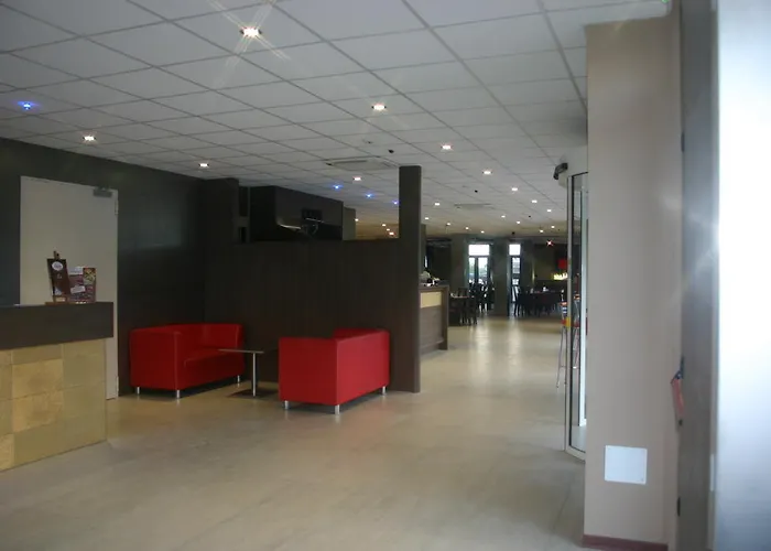 Hotel Formula Int. & Puravita 4*